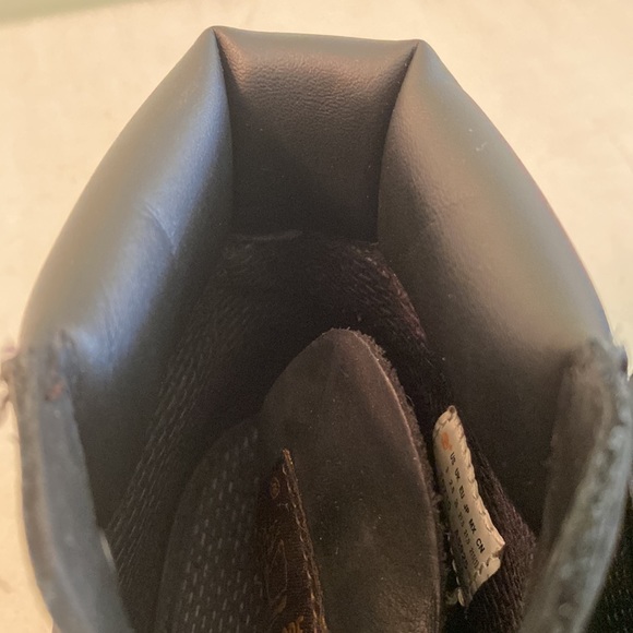 Timberland black suede kids boots - Picture 14 of 16